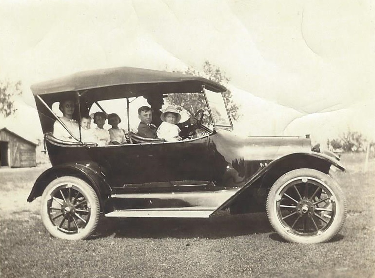 The car filled with George's family